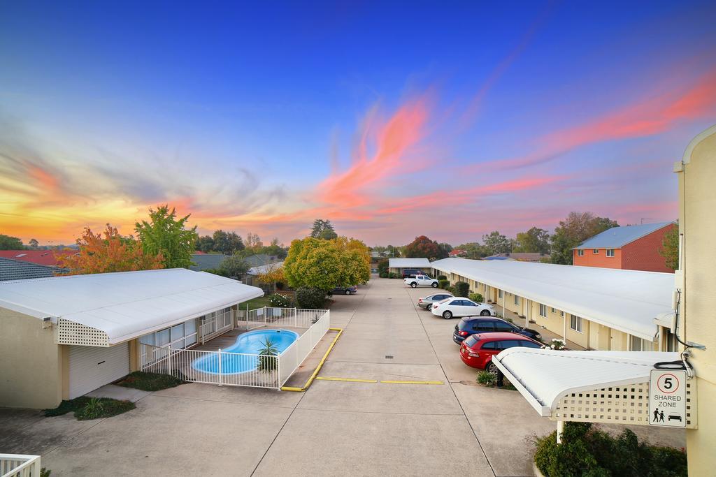 Boulevarde Motor Inn Wagga Wagga Exterior photo